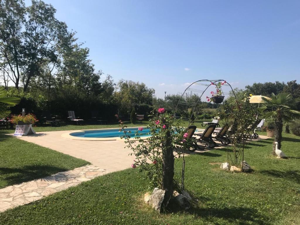 Ferienhaus Tomic Nedeščina Exterior foto